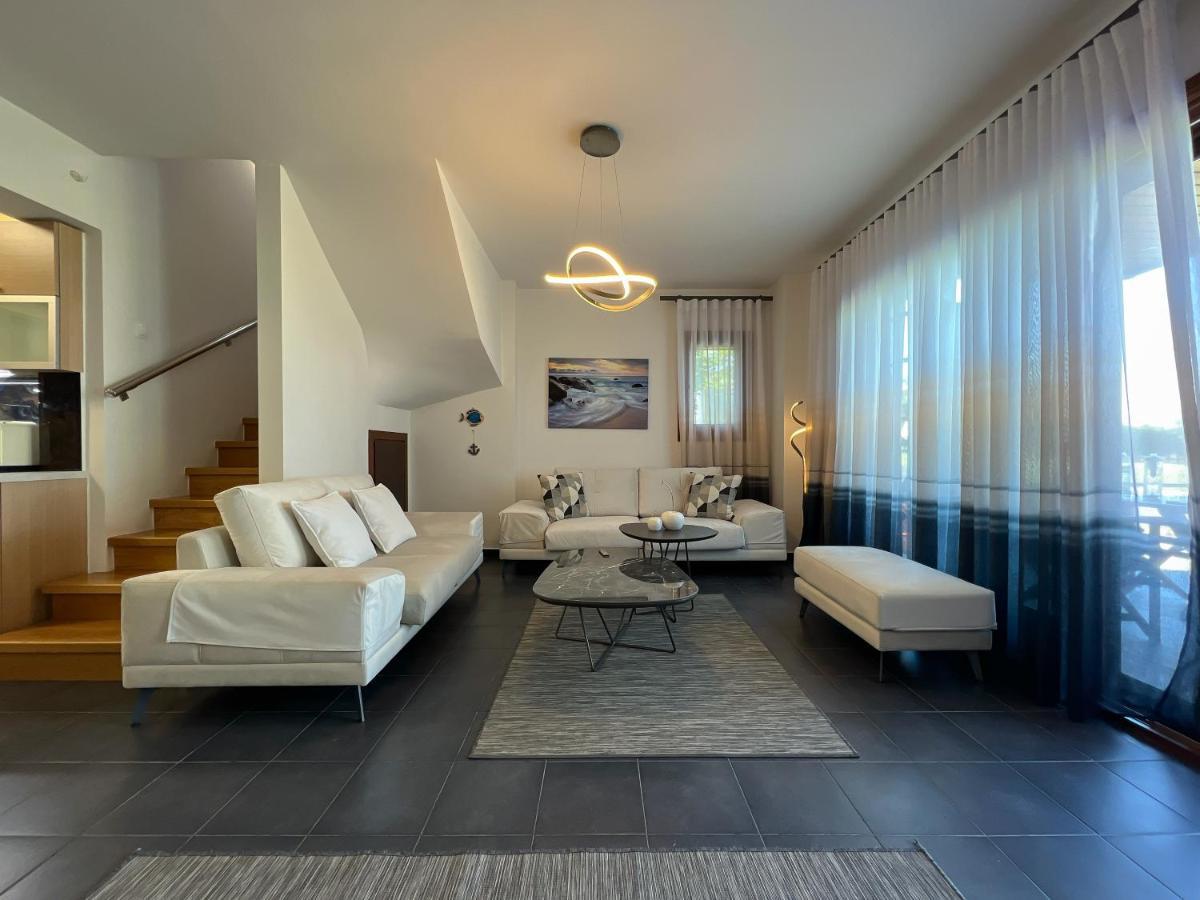 Heaven Luxury Villa Неа-Рода Экстерьер фото